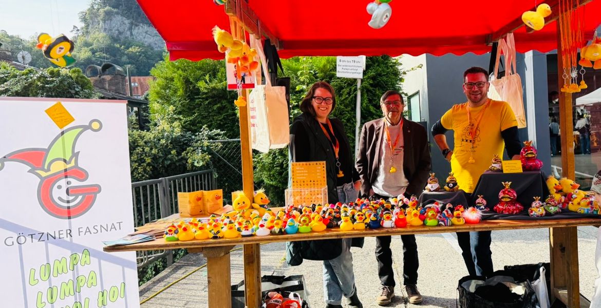 e428a30b-7e20-46e3-ba6c-cc7cea11cd2a 2