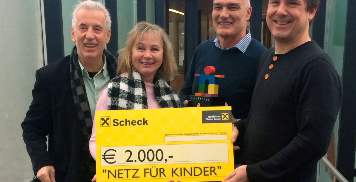 Scheckübergabe Armellini 2016 an das Netz für Kinder