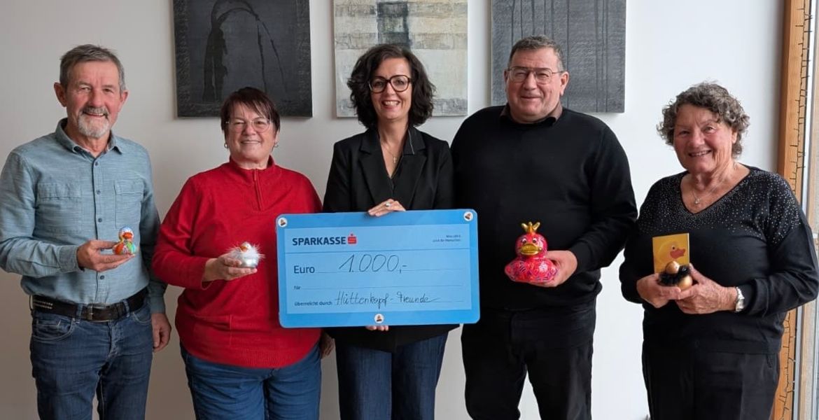 Scheckübergabe Hüttenkopf-Freunde