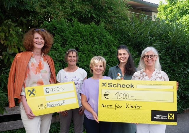 Scheckübergabe Kopie