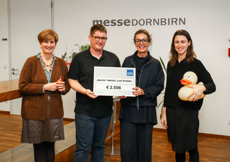 MD22_Martini_Scheckübergabe