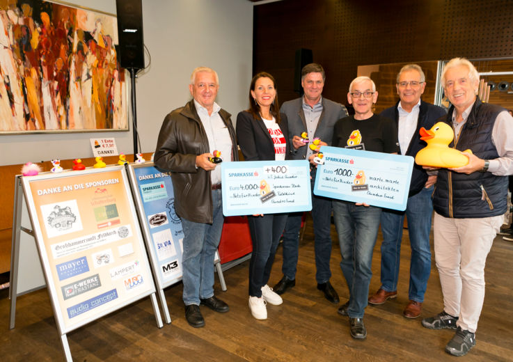 quadro-roessler-spendenuebergabe